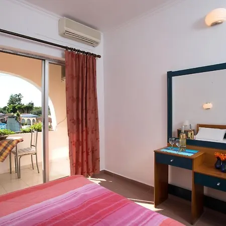 Aparthotel Bristol *