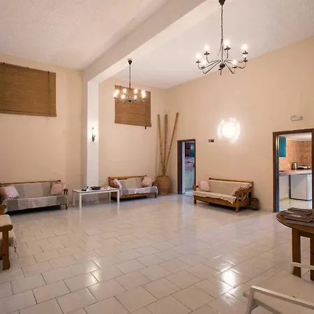 Hotel de apartamente Bristol Roda (Corfu)